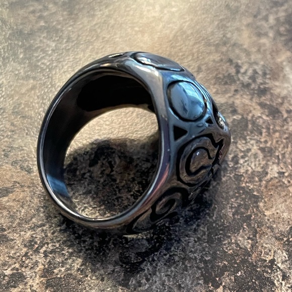 LARGE SILVER/CHROME STAINLESS STEEL TRIBAL SKULL FACE RING MENS SIZE 11 NICE 💀 - Picture 4 of 16